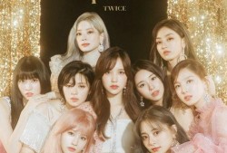 黑料偶像背锅多年后重生了